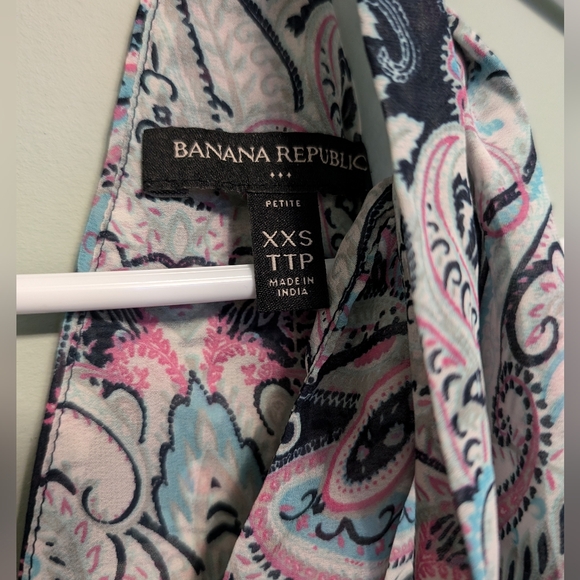 Banana Republic tie neck layered blouse - Picture 6 of 6